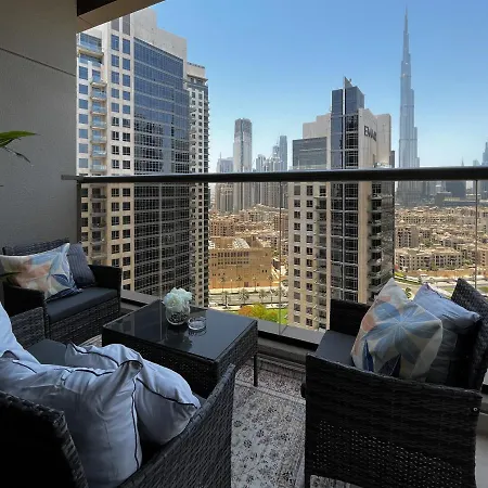 Trophy Elite Elegance Suites With Panaromic Burj Khalifa Views Dubai Exterior photo