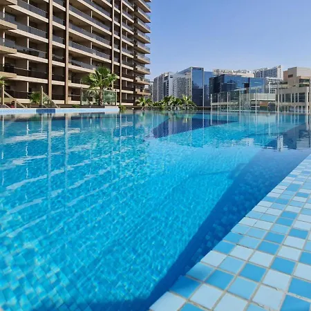 Trophy Elite Elegance Suites With Panaromic Burj Khalifa Views Dubai Exterior photo