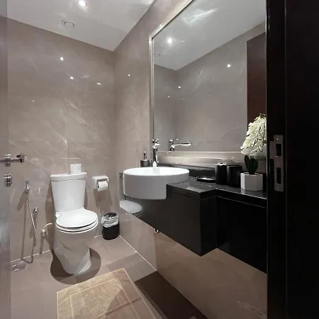 Trophy Elite Elegance Suites With Panaromic Burj Khalifa Views Dubai Exterior photo